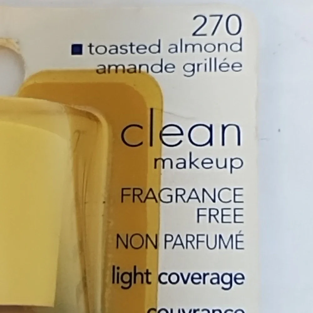 CoverGirl Clean‎ MakeUp Foundation Toasted Almond 270